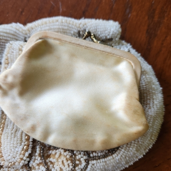 Vintage pearl beaded bag - Picture 7 of 9